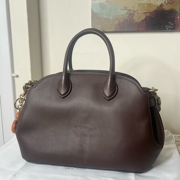 Coach Empire 28 Maple with gold hardware. - Picture 7 of 16